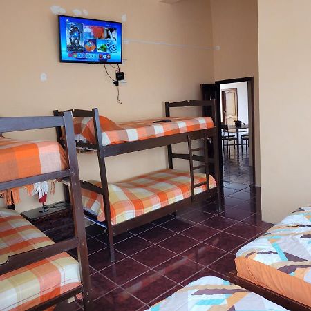 Hostal Haziel Салинас Экстерьер фото