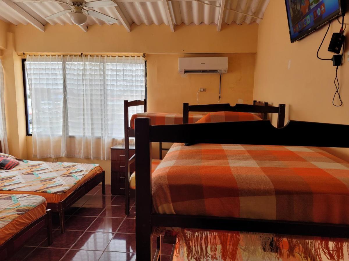 Hostal Haziel Салинас Экстерьер фото