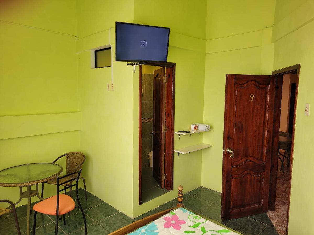 Hostal Haziel Салинас Экстерьер фото