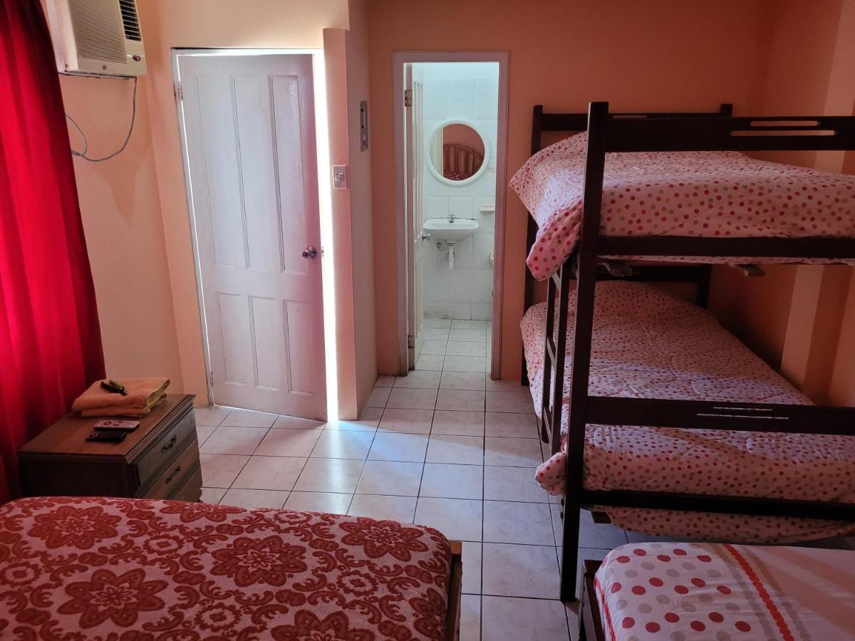 Hostal Haziel Салинас Экстерьер фото