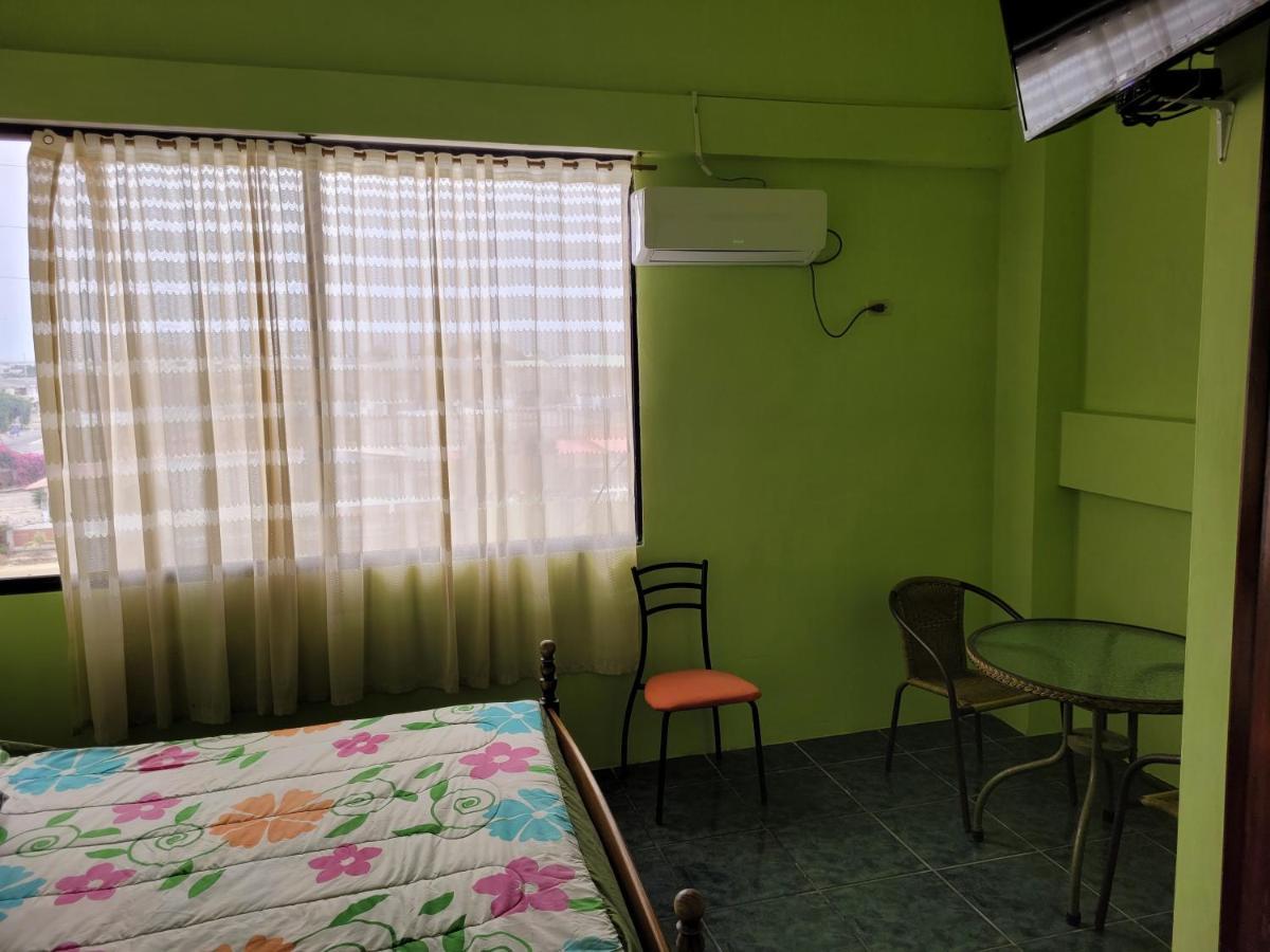 Hostal Haziel Салинас Экстерьер фото