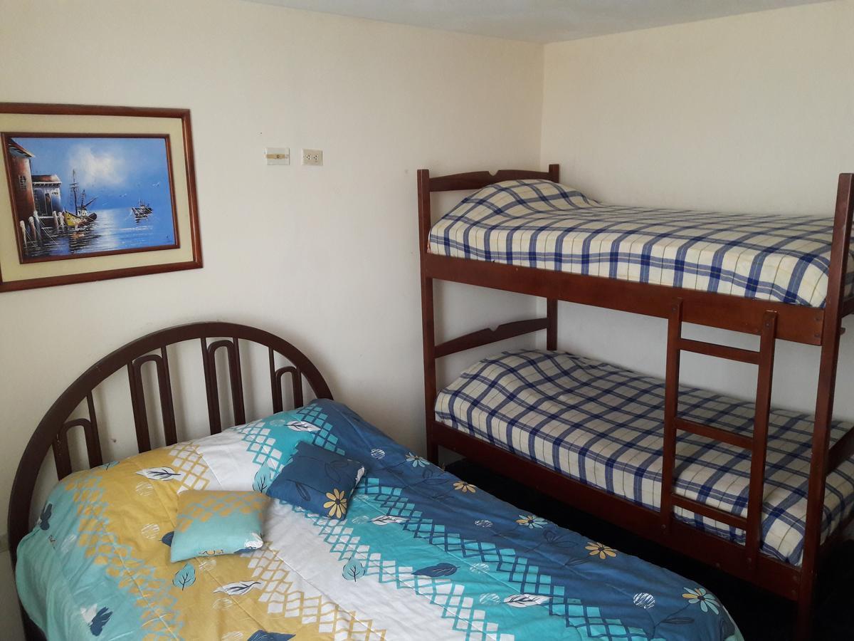 Hostal Haziel Салинас Экстерьер фото